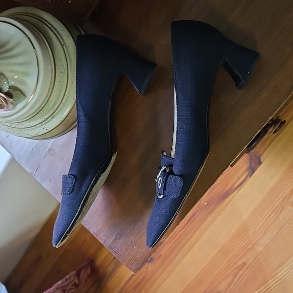 PRADA navy blue low sculpted heel sz 38.5 - Picture 3 of 8